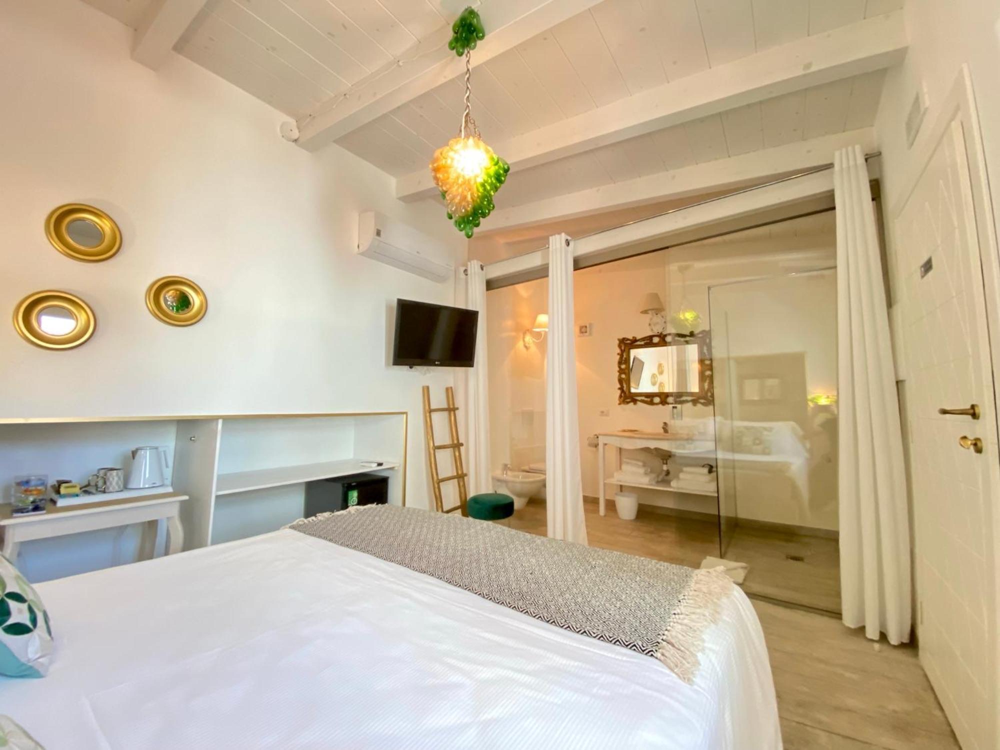 In Centro Unique Rooms Olbia Exterior photo