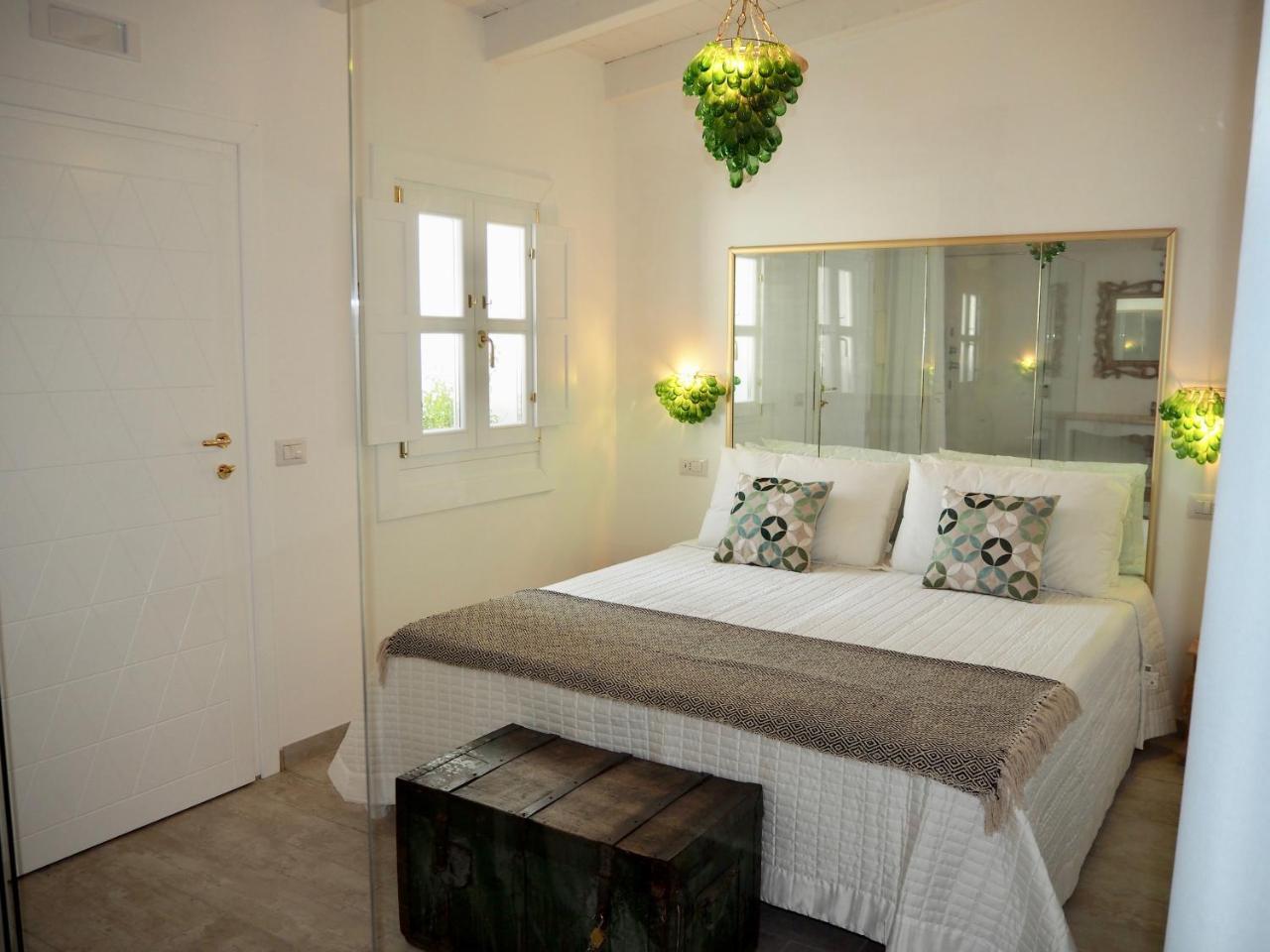 In Centro Unique Rooms Olbia Exterior photo
